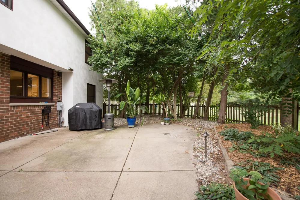 2764 Lowell Road Ann Arbor, MI 48103