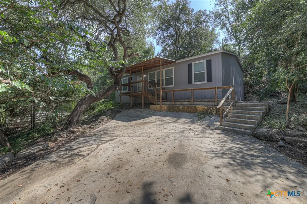 151 Deer Lane New Braunfels, TX 78130