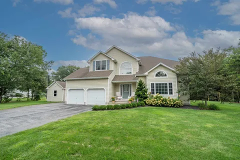 10 Allaire Lane
