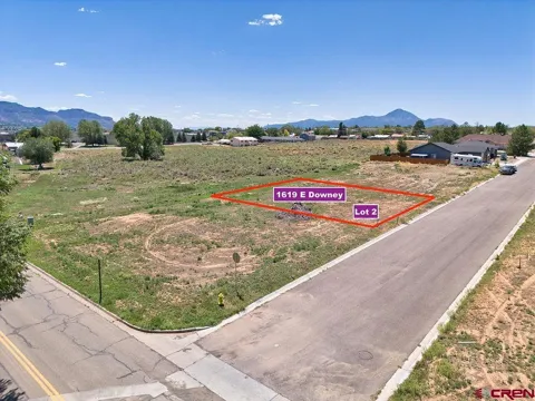 1619 E Downey Avenue