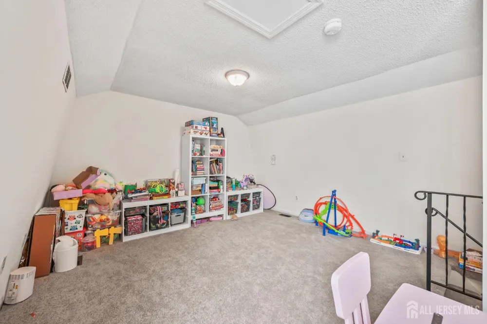81 Thoreau Drive Plainsboro, NJ 08536