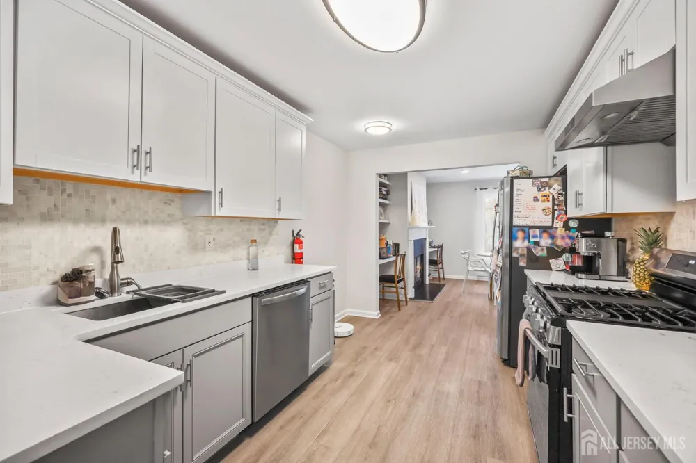 81 Thoreau Drive Plainsboro, NJ 08536