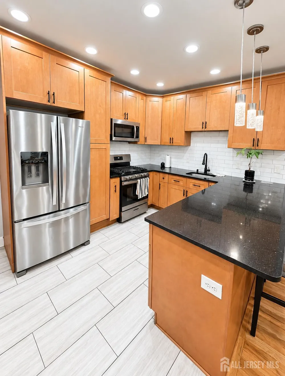 457 Division Street Perth Amboy, NJ 08861