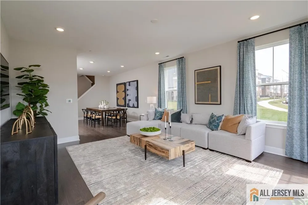179 Leona Stewart Lane Pennington, NJ 08534