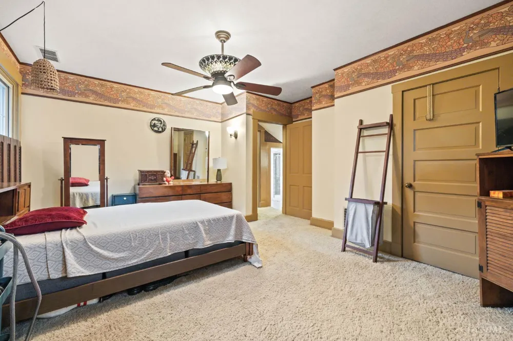 3093 Diehl Road Green, OH 45211