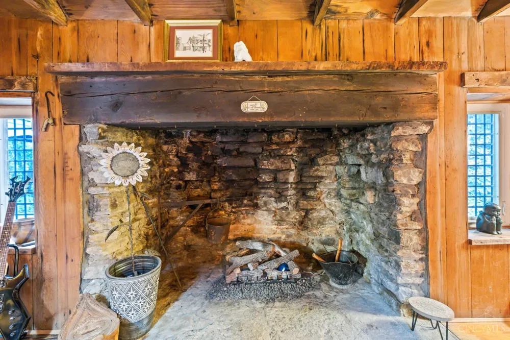 3093 Diehl Road Green, OH 45211