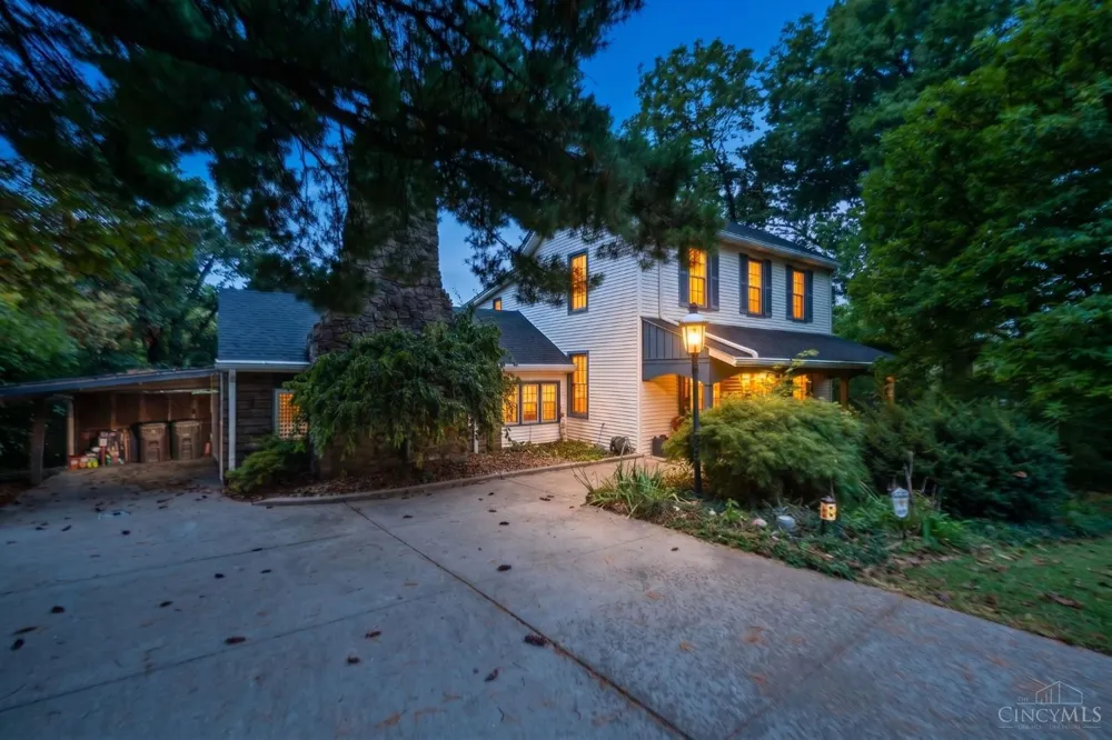 3093 Diehl Road Green, OH 45211