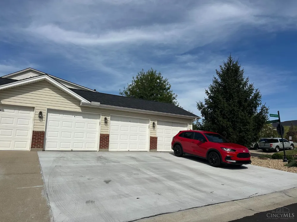3510 Chestnut Park Lane Miami, OH 45002
