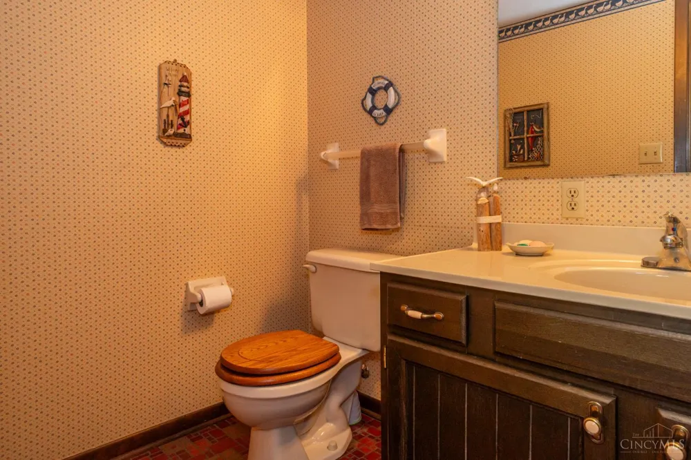 8972 Deep Forest Lane Washington, OH 45458
