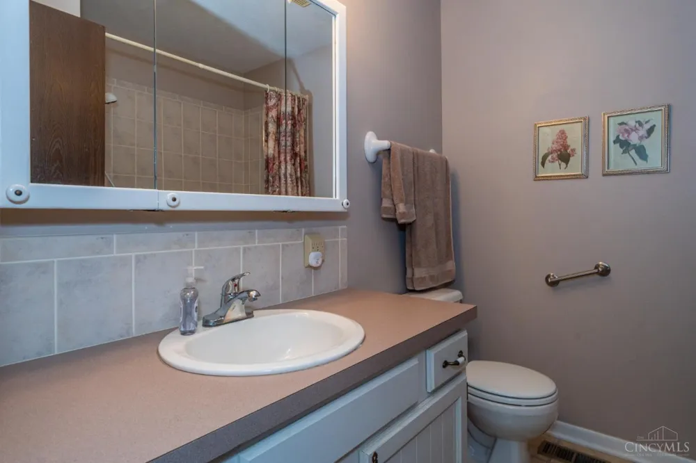 8972 Deep Forest Lane Washington, OH 45458