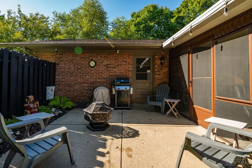 8972 Deep Forest Lane Washington, OH 45458