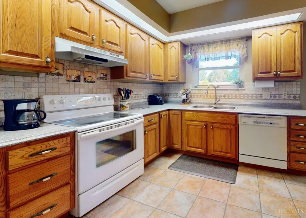 8972 Deep Forest Lane Washington, OH 45458