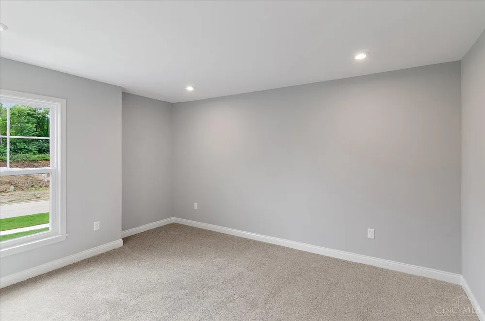 2466 Bent Grass Drive Beavercreek, OH 45431
