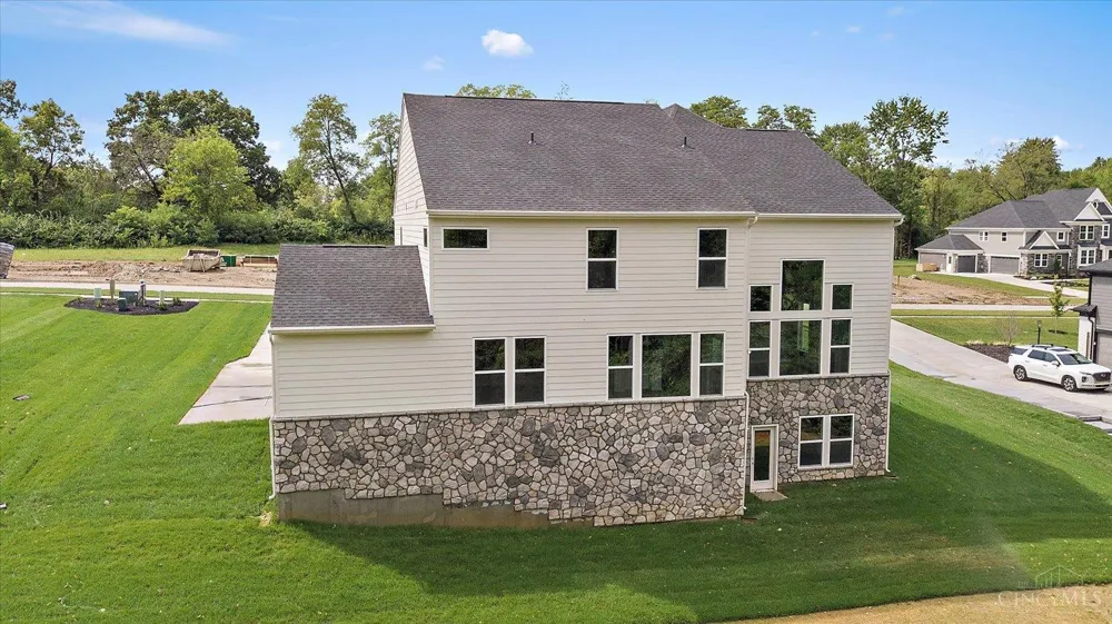 2466 Bent Grass Drive Beavercreek, OH 45431