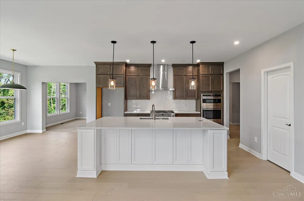 2466 Bent Grass Drive Beavercreek, OH 45431