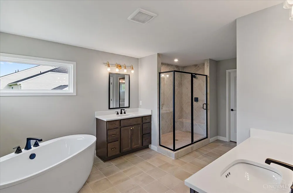 2466 Bent Grass Drive Beavercreek, OH 45431