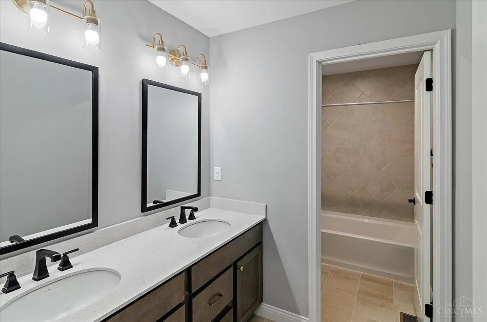 2466 Bent Grass Drive Beavercreek, OH 45431