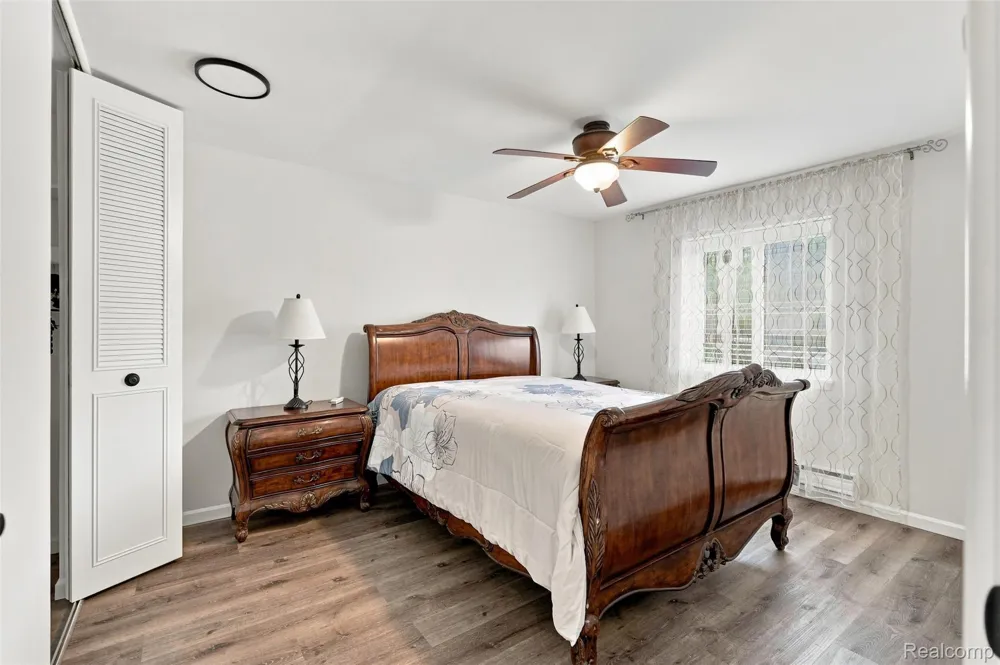 1836 Colonial Village Way Waterford Charter Township, MI 48328