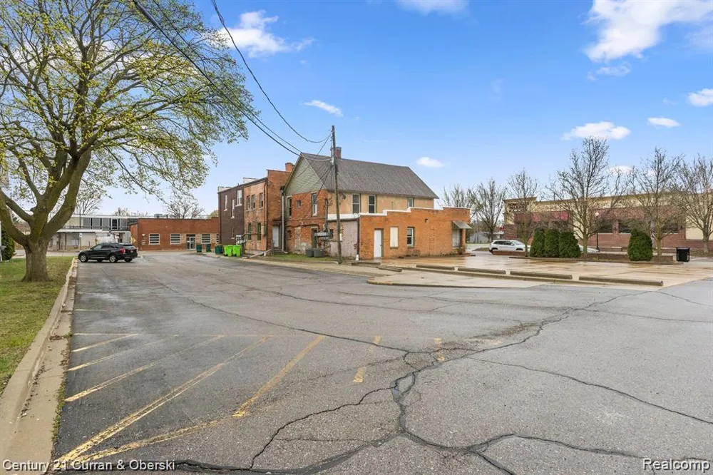 36510 Goddard Road Romulus City, MI 48174