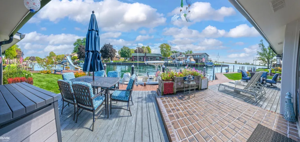 7339 Riverside Drive Clay Township, MI 48001