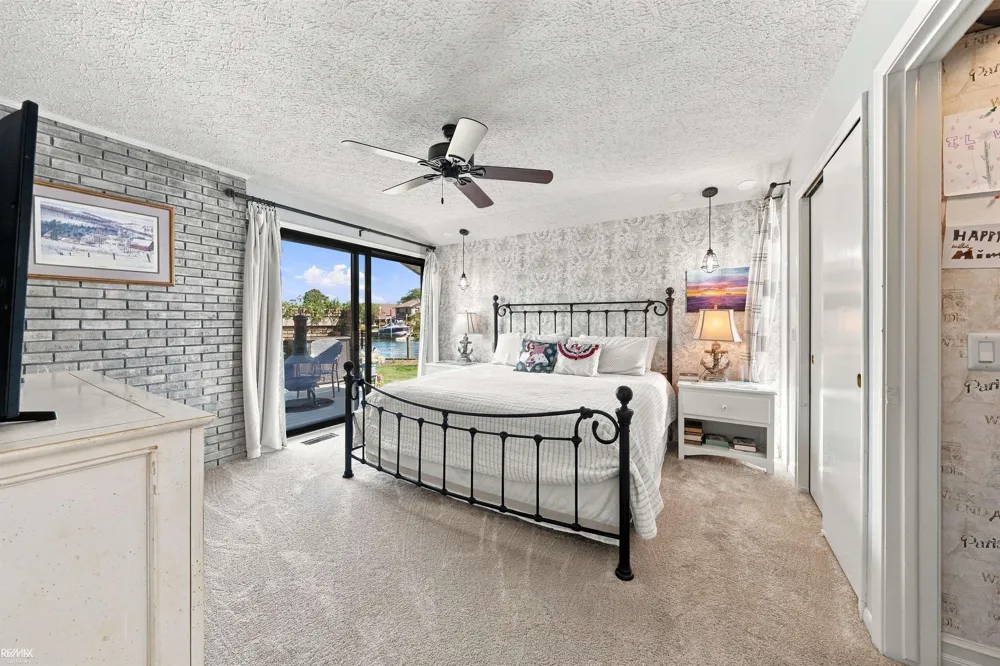 7339 Riverside Drive Clay Township, MI 48001