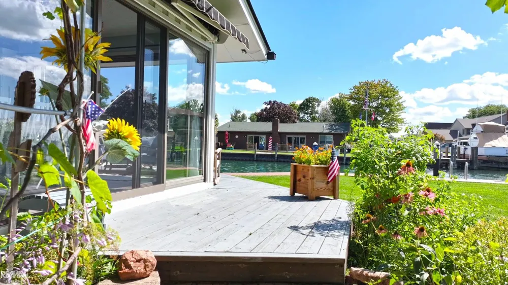 7339 Riverside Drive Clay Township, MI 48001