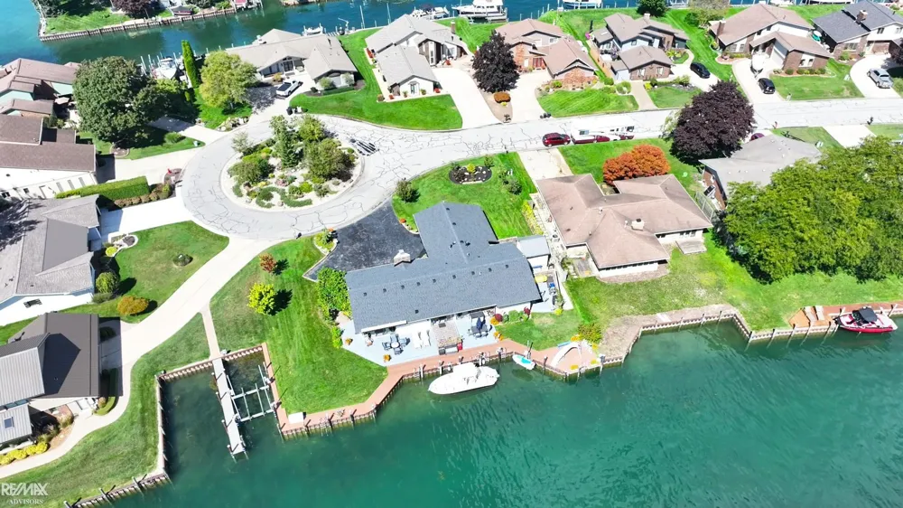 7339 Riverside Drive Clay Township, MI 48001