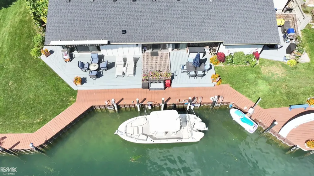 7339 Riverside Drive Clay Township, MI 48001