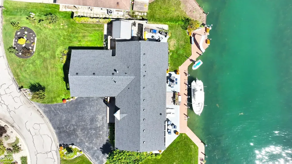 7339 Riverside Drive Clay Township, MI 48001