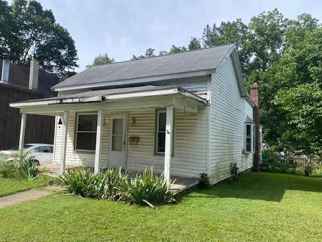 504 S Red Bud Trail Berrien Township, MI 49107