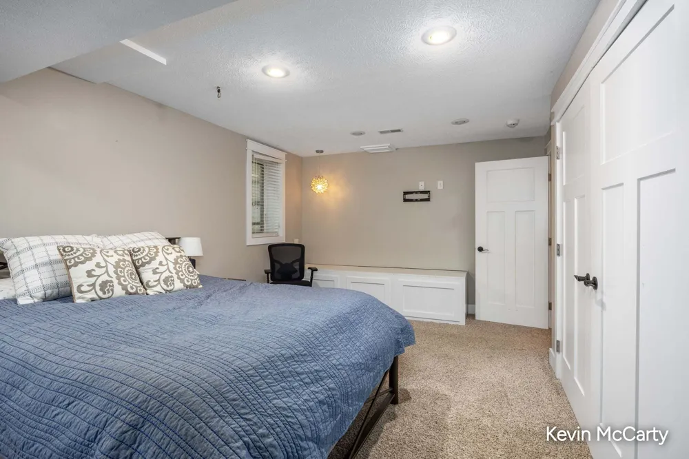2507 Ridgecroft Avenue SE Grand Rapids City, MI 49546