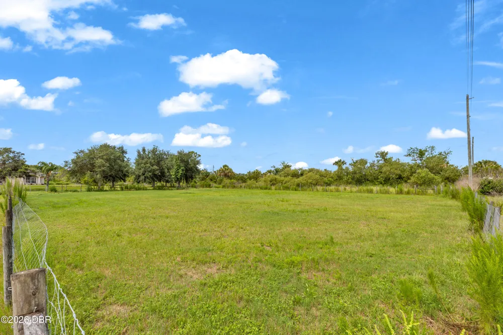 1005 Whispering Creek Way Osteen, FL 32764