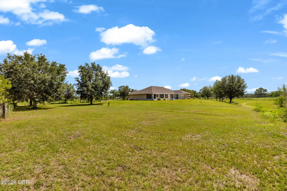 1005 Whispering Creek Way Osteen, FL 32764