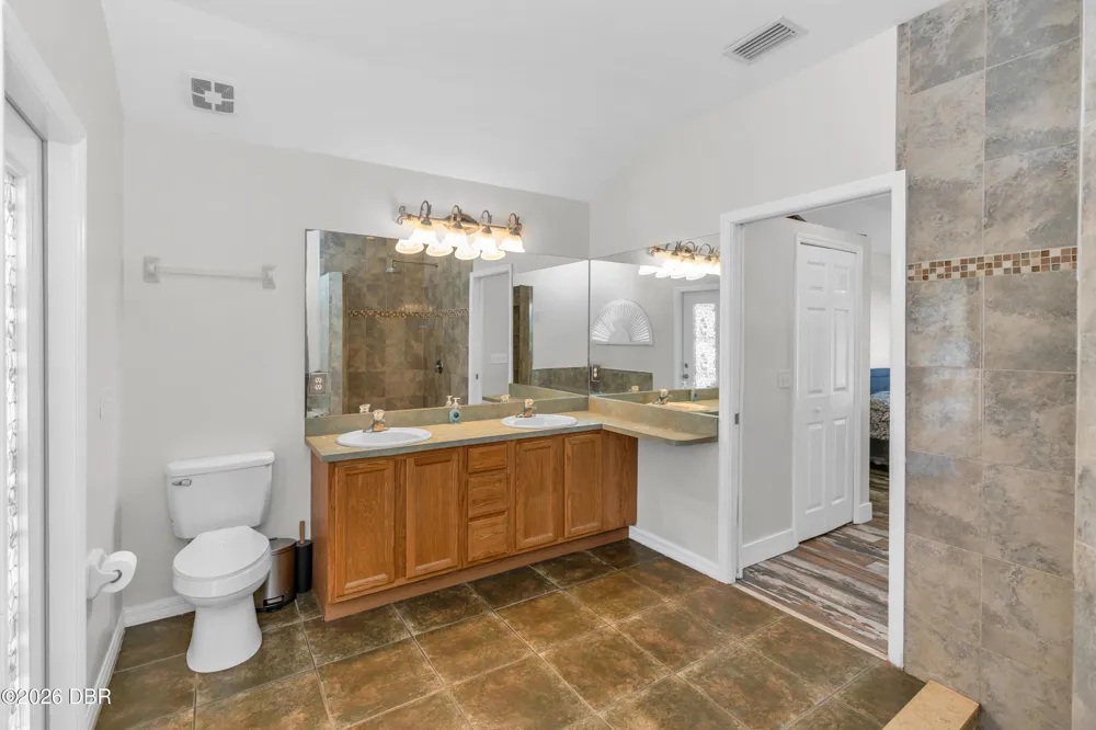 1005 Whispering Creek Way Osteen, FL 32764
