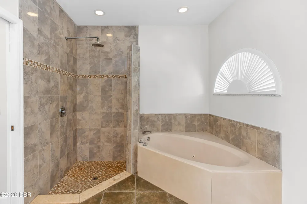1005 Whispering Creek Way Osteen, FL 32764