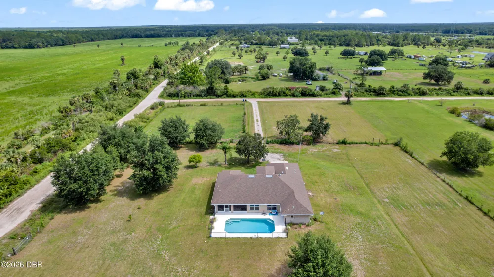 1005 Whispering Creek Way Osteen, FL 32764