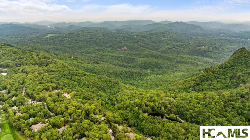 592 Whiteside Mountain Road Highlands, NC 28741