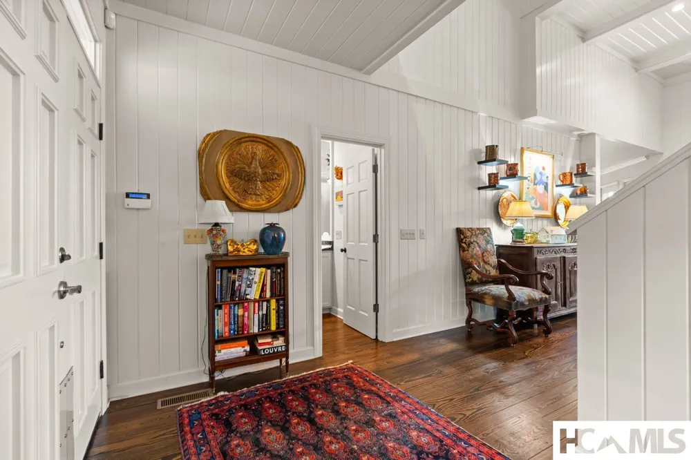 592 Whiteside Mountain Road Highlands, NC 28741