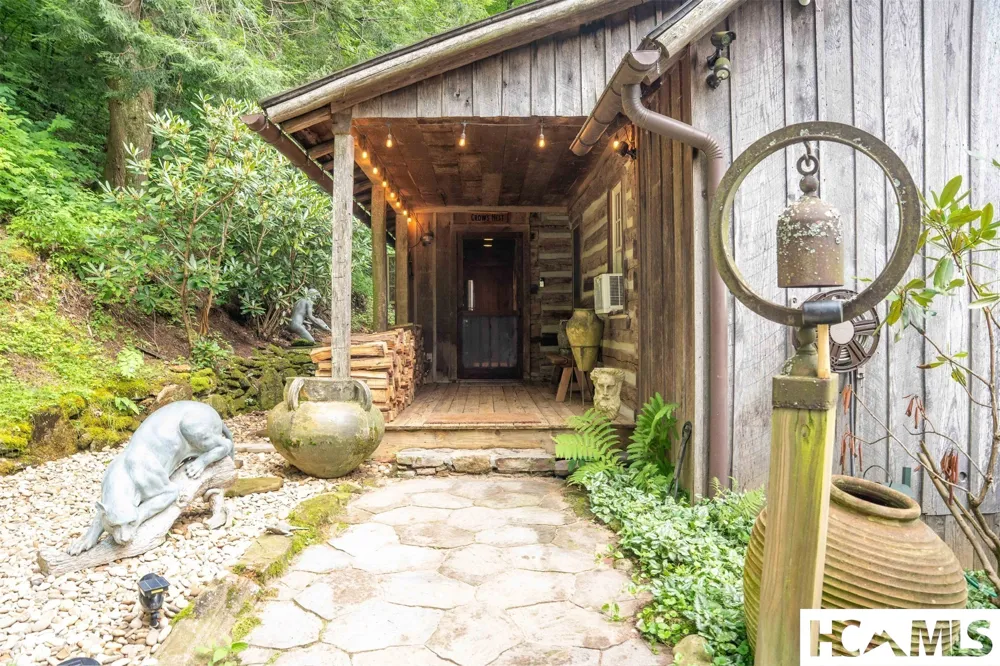 568 Panther Mountain Road Highlands, NC 28741