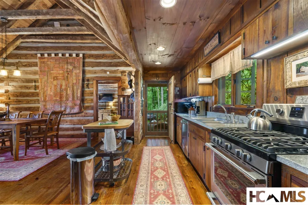 568 Panther Mountain Road Highlands, NC 28741