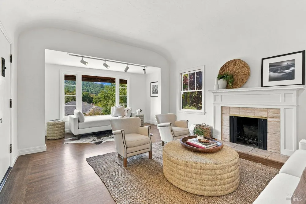 54 Rutherford Avenue San Anselmo, CA 94960