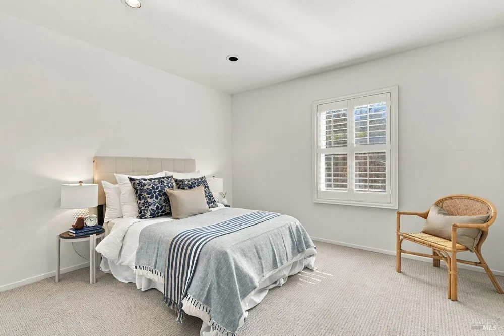 54 Rutherford Avenue San Anselmo, CA 94960