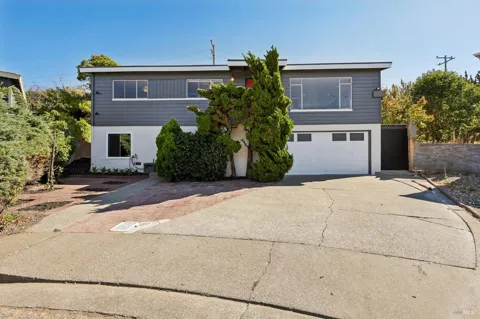 25 Sereno Place
