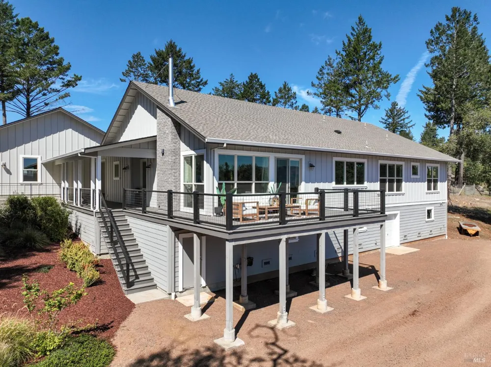 2835 Bardy Road Santa Rosa, CA 95404