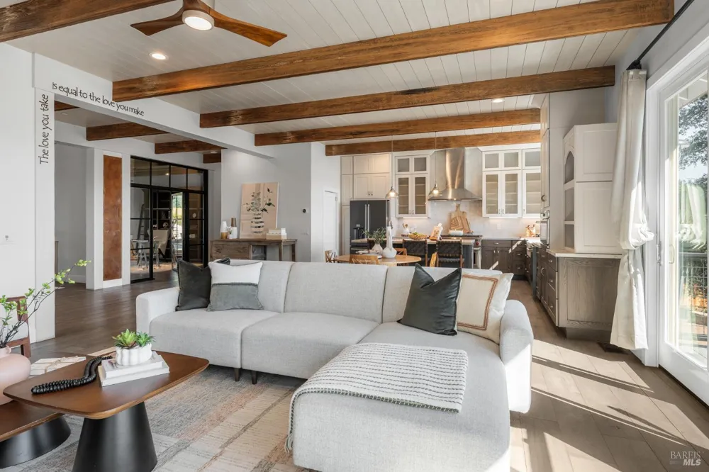 2835 Bardy Road Santa Rosa, CA 95404
