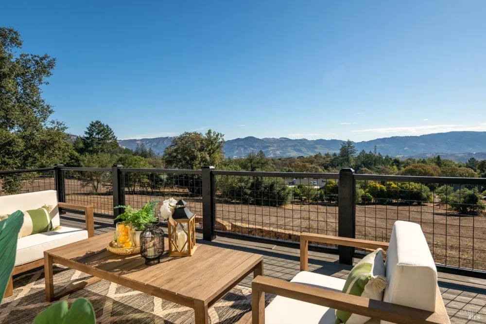 2835 Bardy Road Santa Rosa, CA 95404