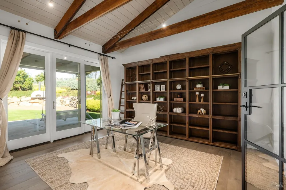 2835 Bardy Road Santa Rosa, CA 95404