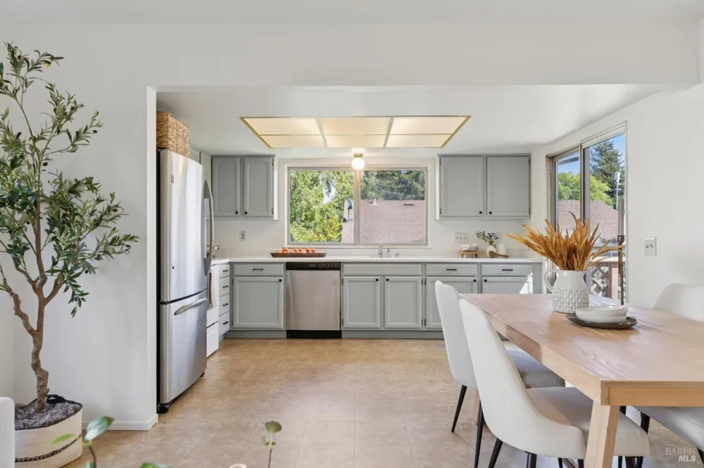 173 Temelec Circle Sonoma, CA 95476