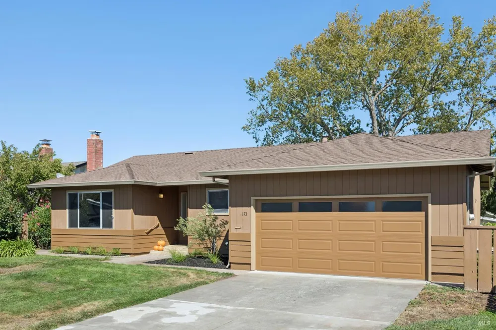 173 Temelec Circle Sonoma, CA 95476