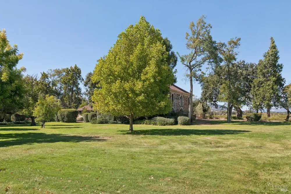 173 Temelec Circle Sonoma, CA 95476